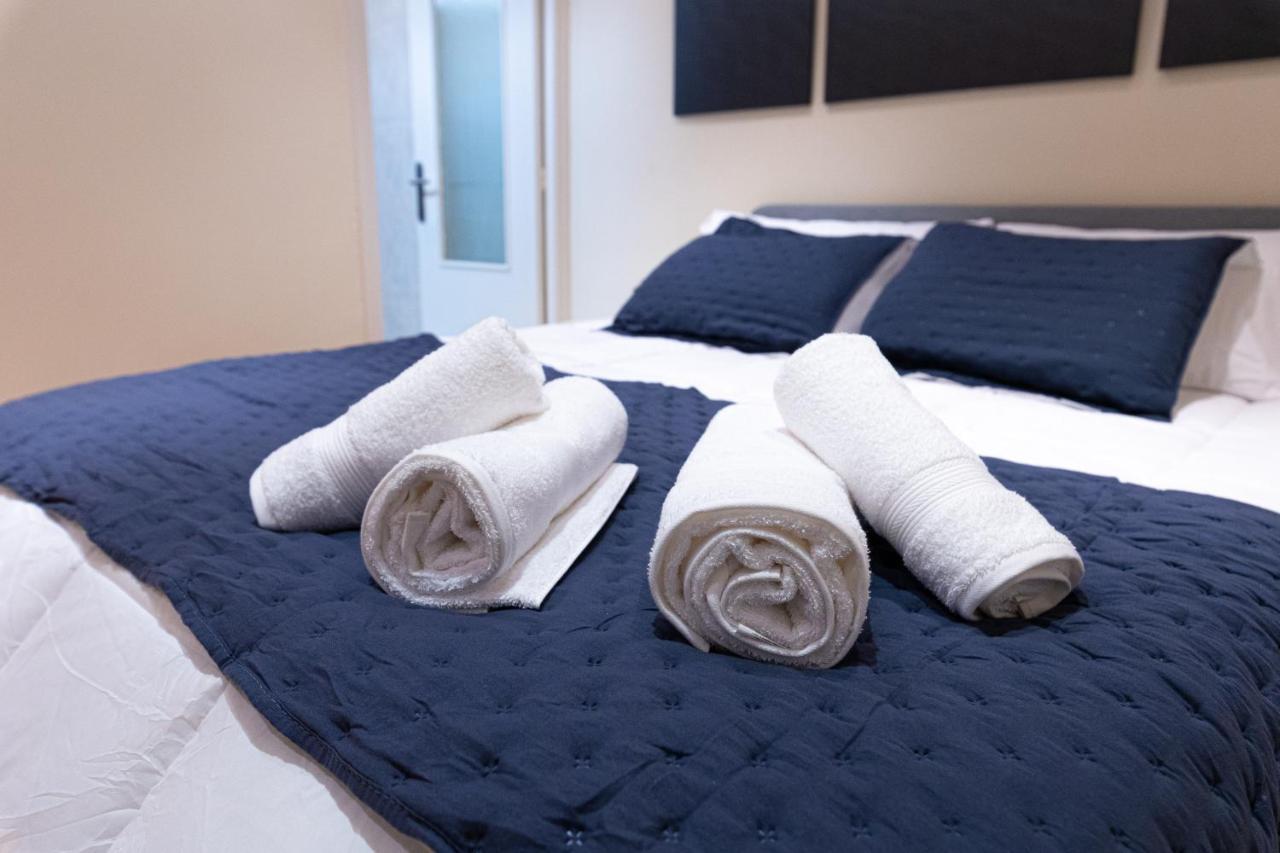Apartamento Malasana, Madrid Centro. Appartamento Esterno foto